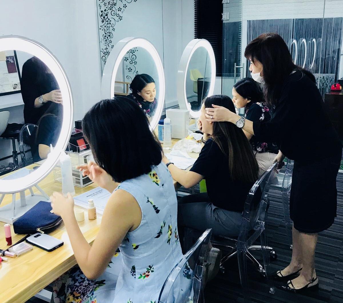 Personal makeup course landing page Makeup Course Singapore